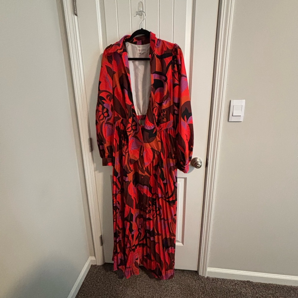 L'ATISTE Bold Red and Pink Long Sleeve Dress